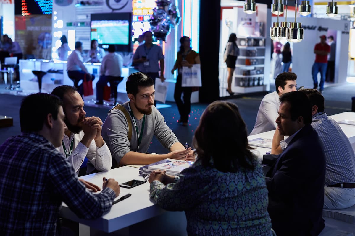 ELA EXPO LIGHTING AMERICA 2018 - Light, Design & Comfort