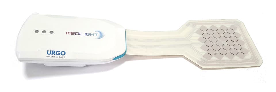 Flex LED Based Smart Light System for Healing of Chronic Wounds