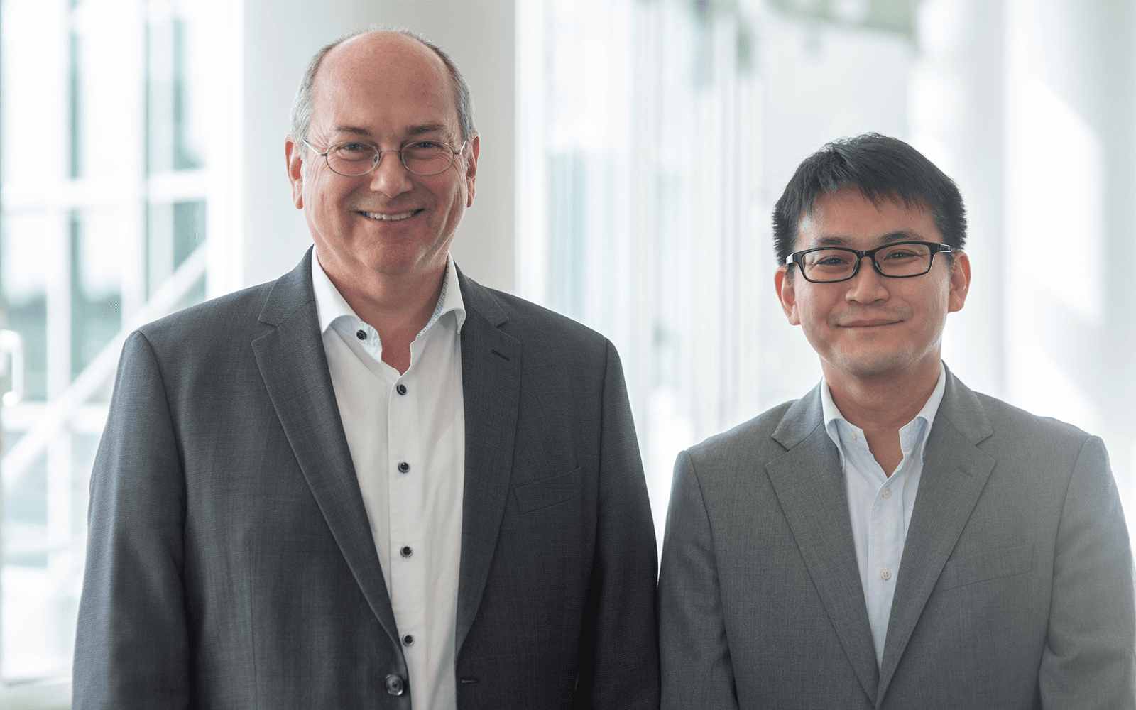 The new Instrument Systems management team: CEO Dr. Markus Ehbrecht and Dr. Yuta Yamanoi.