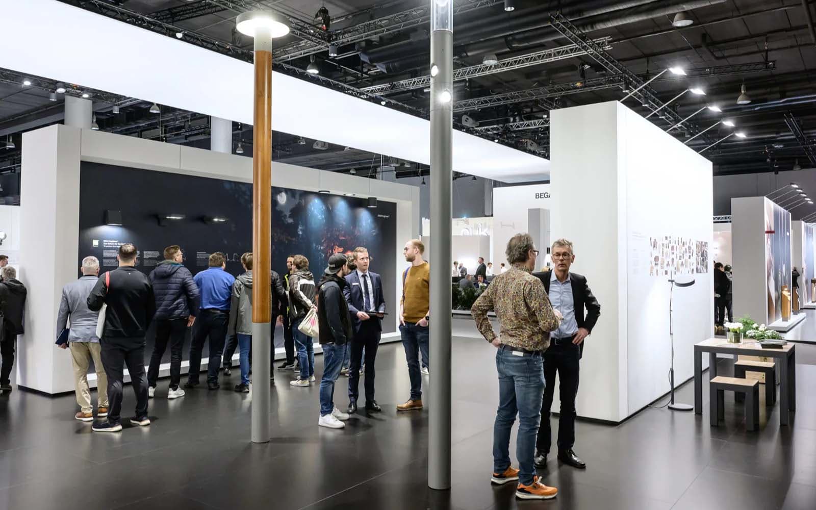 Lighting in urban spaces: Outdoor lighting is a central element of Light + Building and it illustrates how lighting solutions can bring together design, safety and atmosphere in outdoor environments. (Source: Messe Frankfurt Exhibition GmbH /…