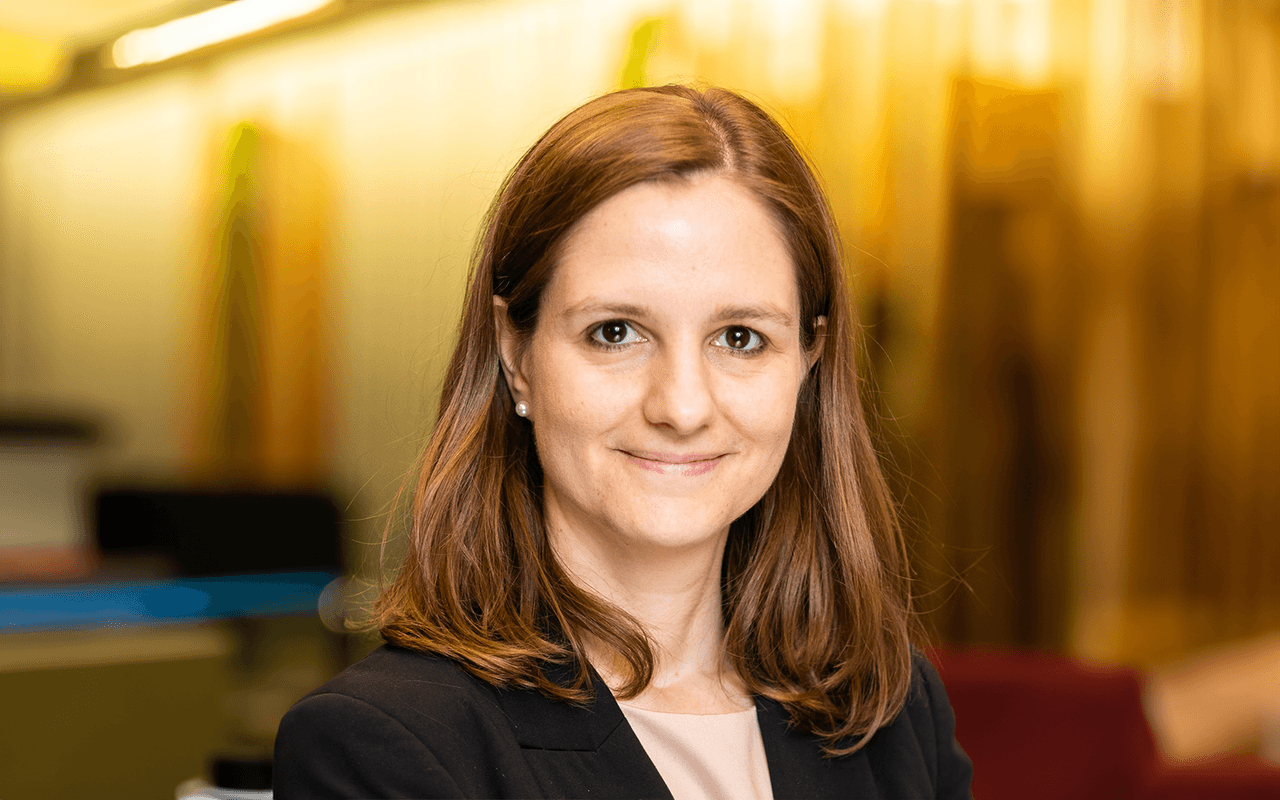 Elena Scaroni, Secretary General (elena.scaroni@lightingeurope.org).