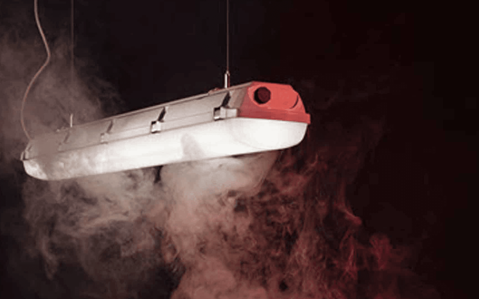 Reliable Lighting for Challenging Industrial Environments – Zumtobel Introduces the EXTONA Explosion-proof Luminaire