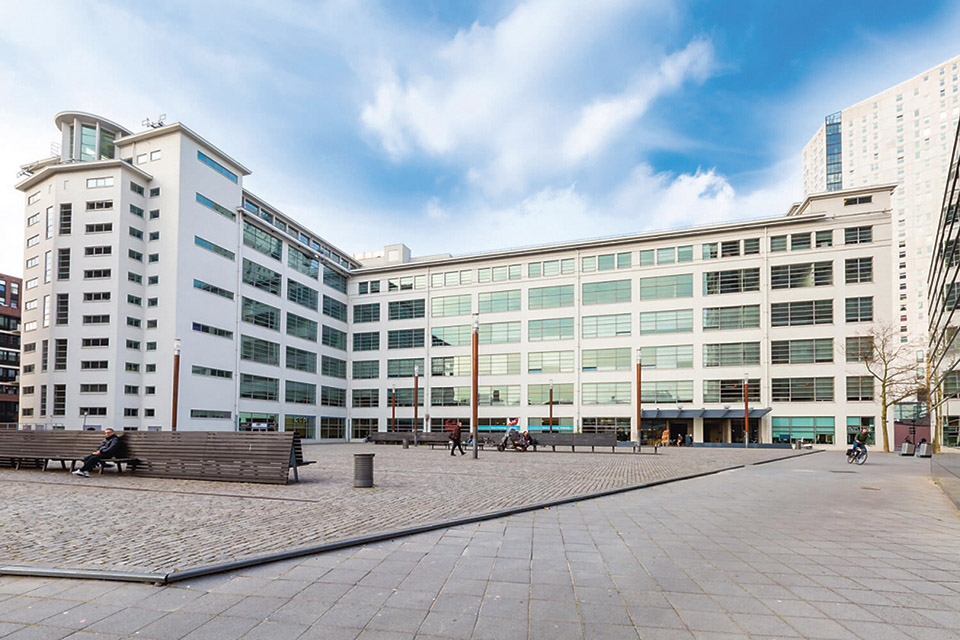 Figure 3 - The White Lady building with the OpenAIS pilot on the 5th floor.jpg