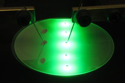 Green light emission from RPCVD p-GaN layers grown on MOCVD MQWs